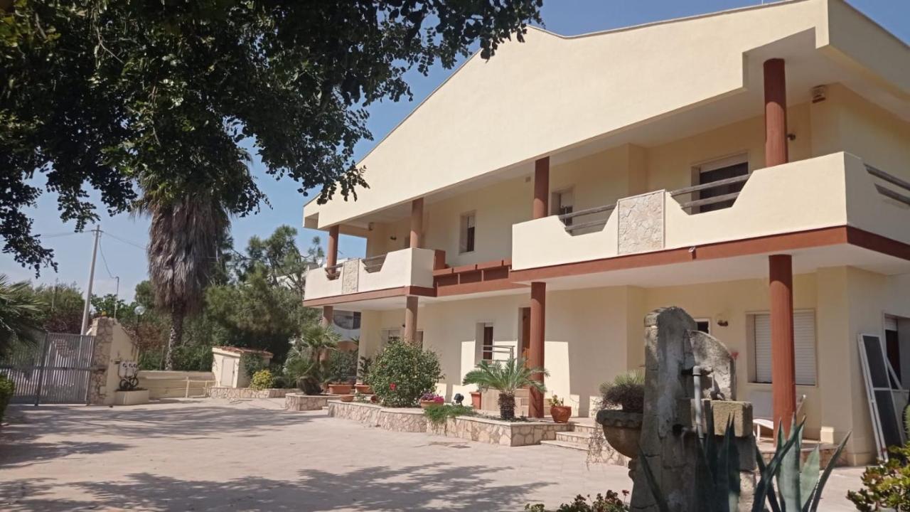 Villa Italia Таранто Екстериор снимка